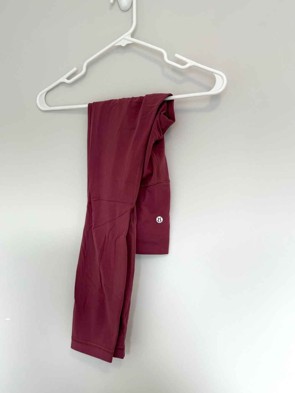 Lululemon Align Pant II *25"
Moss Rose
